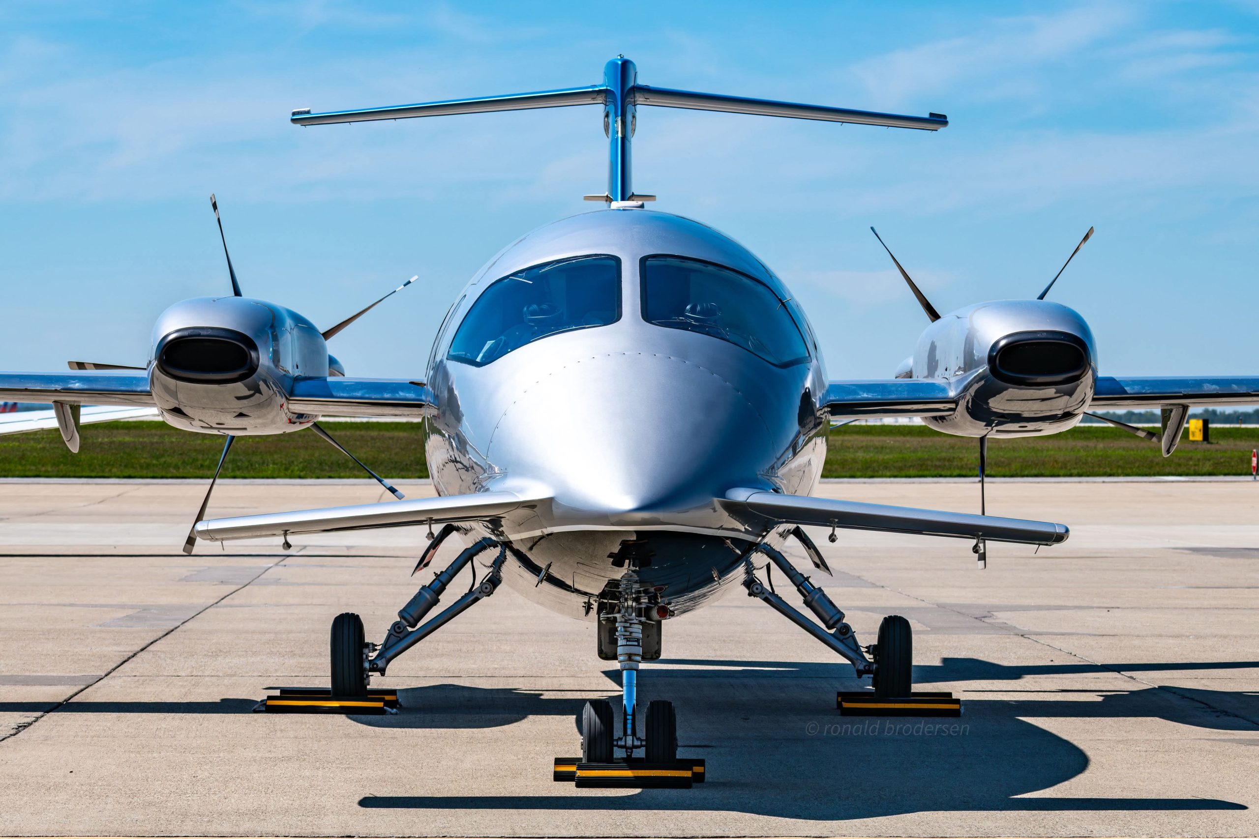 Private aircraft positioned on the ramp